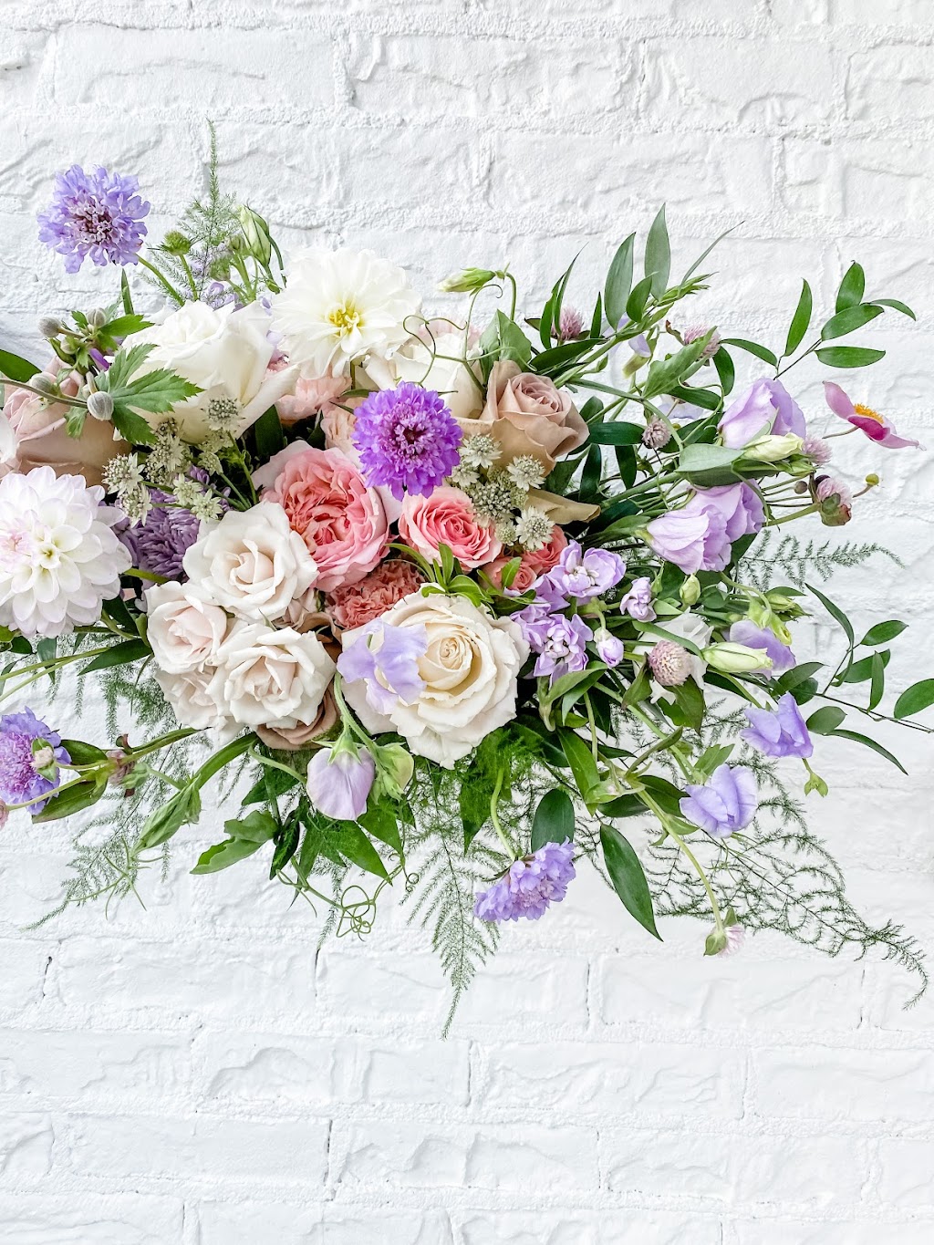 Living Fresh Flower Studio | 1382 King St N, St. Jacobs, ON N0B 2N0, Canada | Phone: (226) 336-1017
