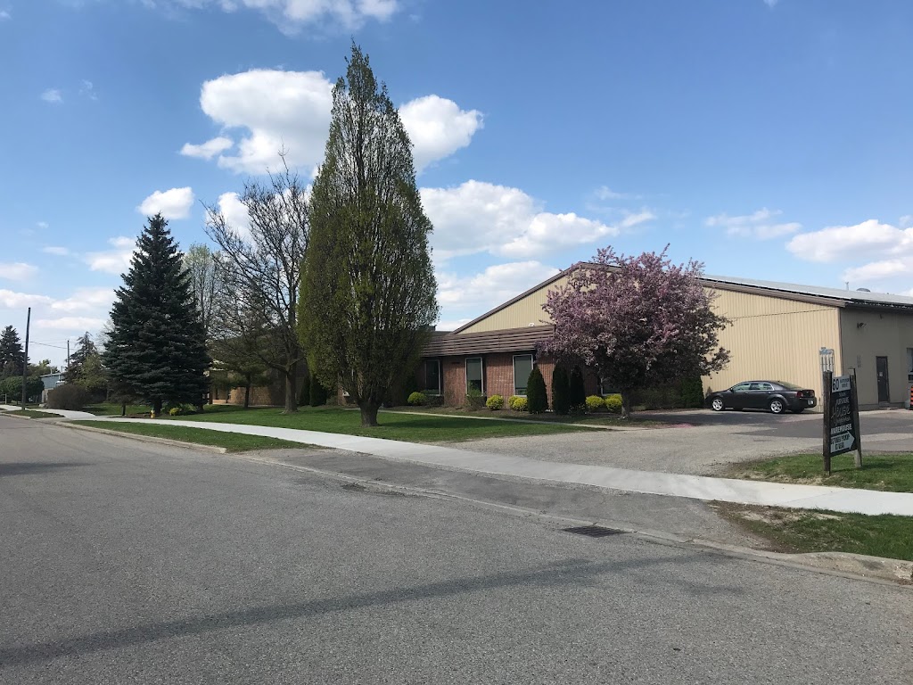 St Jacobs Furniture House Warehouse Pickups ONLY | 660 Superior Dr, Waterloo, ON N2V 2C6, Canada | Phone: (519) 725-0061