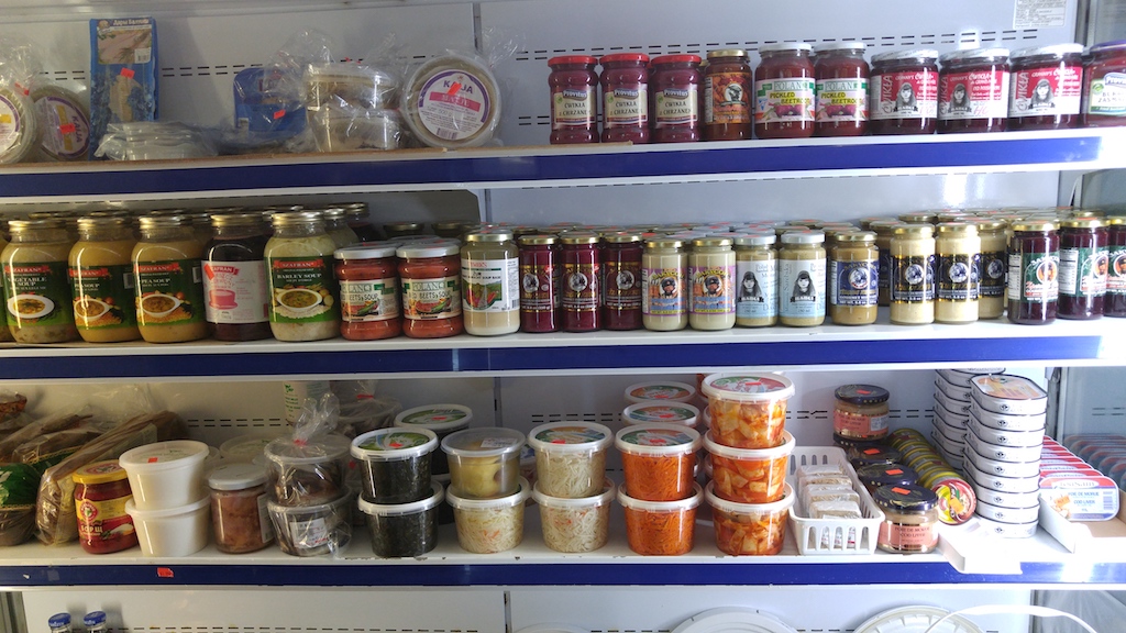Dainty Deli | 3643 Cawthra Rd, Mississauga, ON L5A 2Y4, Canada | Phone: (905) 290-0605