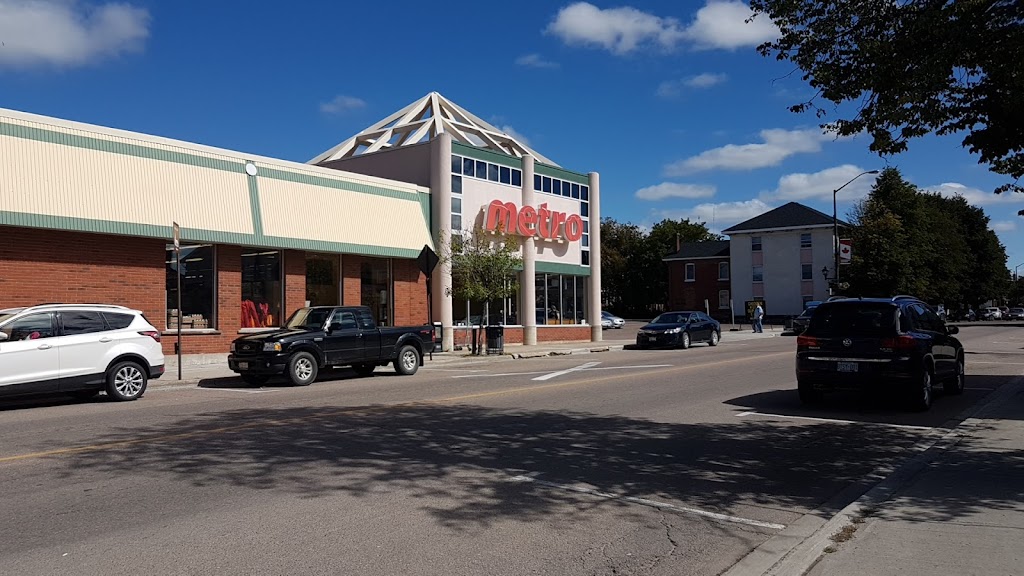 Metro | 83 Raglan St S, Renfrew, ON K7V 1P8, Canada | Phone: (613) 432-3013