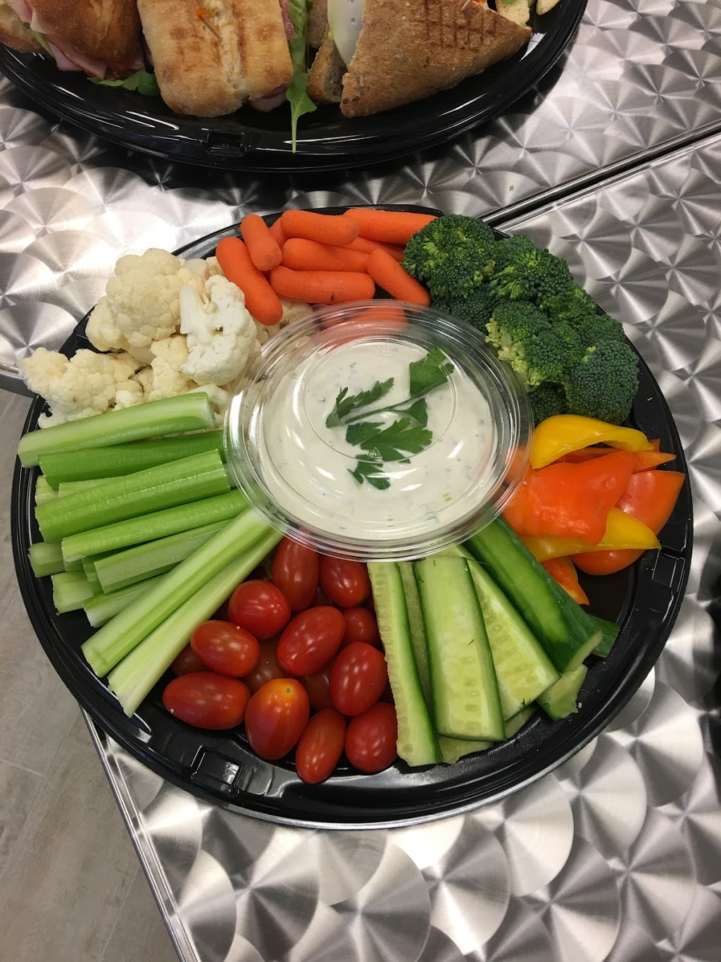 Fifth Avenue Eatery and Coffee House | 2700 Matheson Blvd E, Mississauga, ON L4W 5M2, Canada | Phone: (905) 602-1001