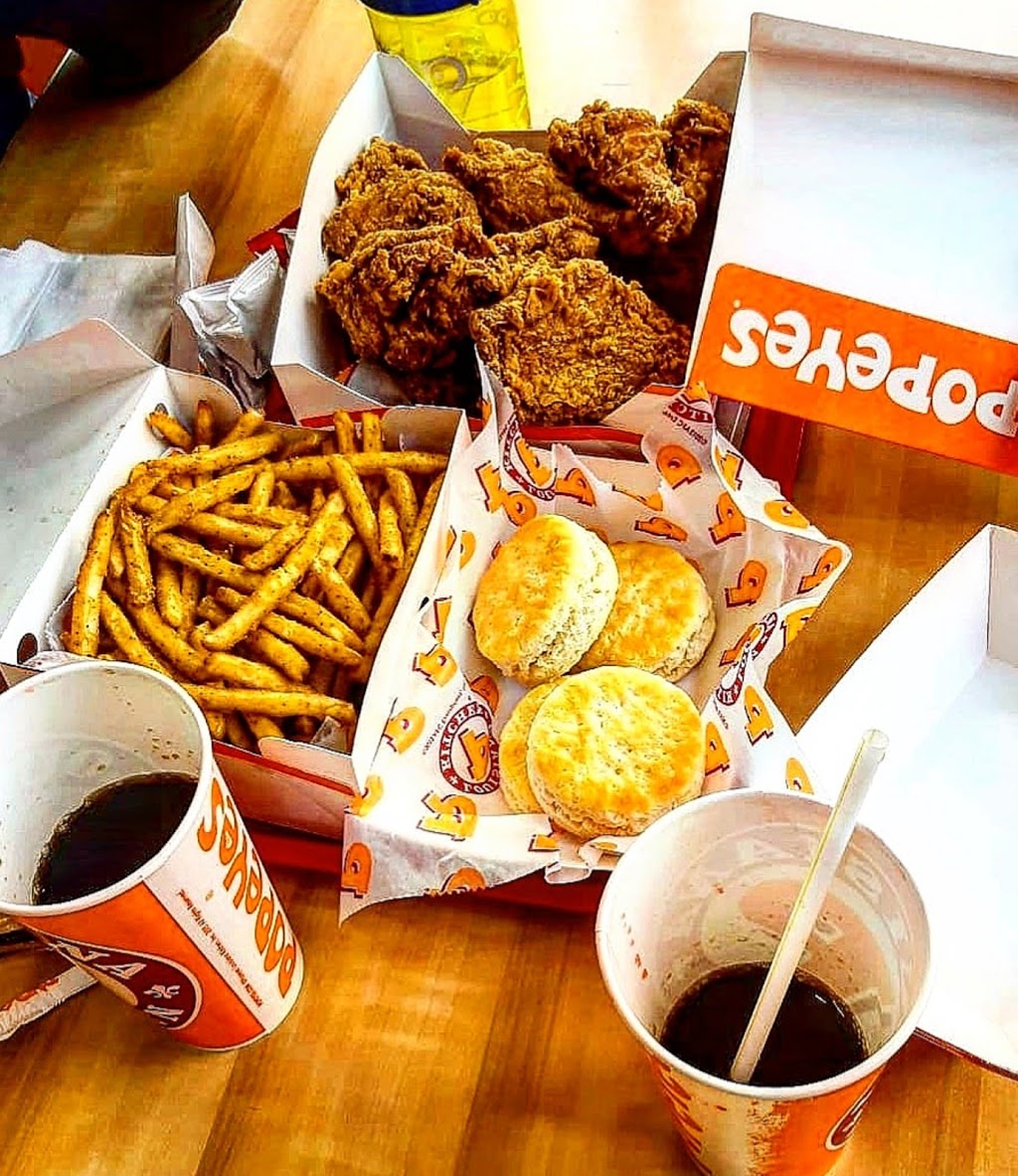 Popeyes Louisiana Kitchen | 2150 Burnhamthorpe Rd W, Mississauga, ON L5L 3A2, Canada | Phone: (905) 820-8500