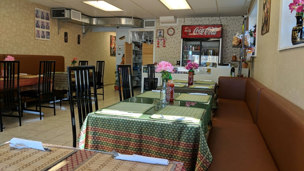 Thai Food | 39b King St, Aylmer, ON N5H 1Z9, Canada | Phone: (519) 932-0869