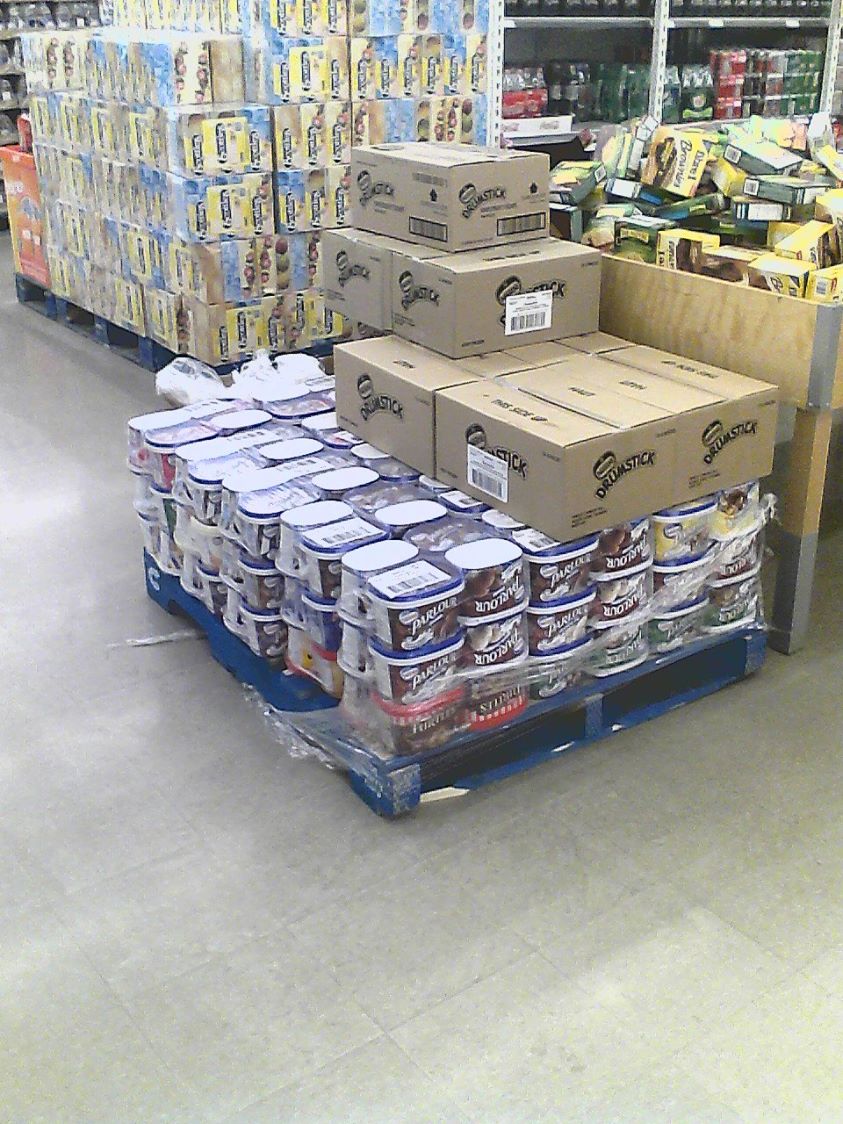 FreshCo. | 199 Wentworth St W, Oshawa, ON L1J 6P4, Canada | Phone: (905) 434-7213
