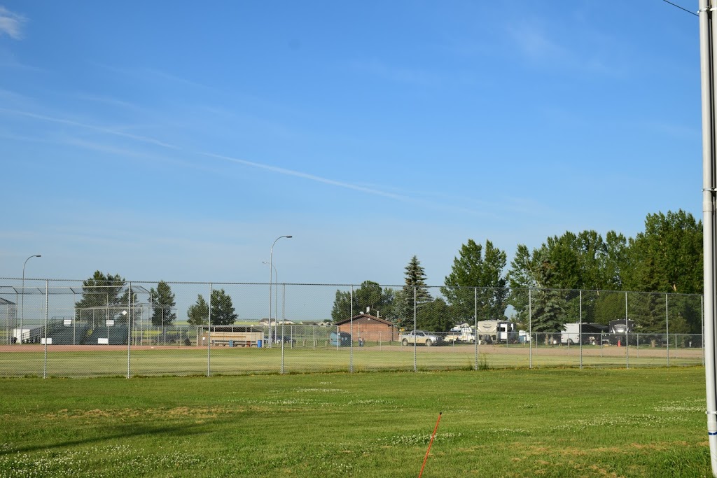 Three Hills Ball Diamonds | 1401-, 1631 Secondary 583 Rd, Three Hills, AB T0M 2A0, Canada | Phone: (403) 443-5822