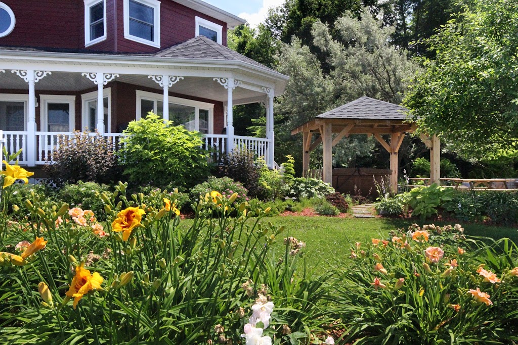 Villa du St-Laurent | 196 Rue Saint Joseph, Leclercville, QC G0S 2K0, Canada | Phone: (418) 932-8996