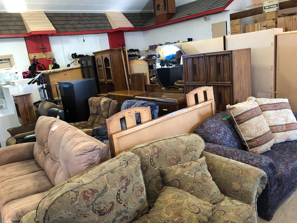 Friperie l entre 2 | 195 Bd Maloney O, Gatineau, QC J8P 3V8, Canad | Phone: (819) 712-1401