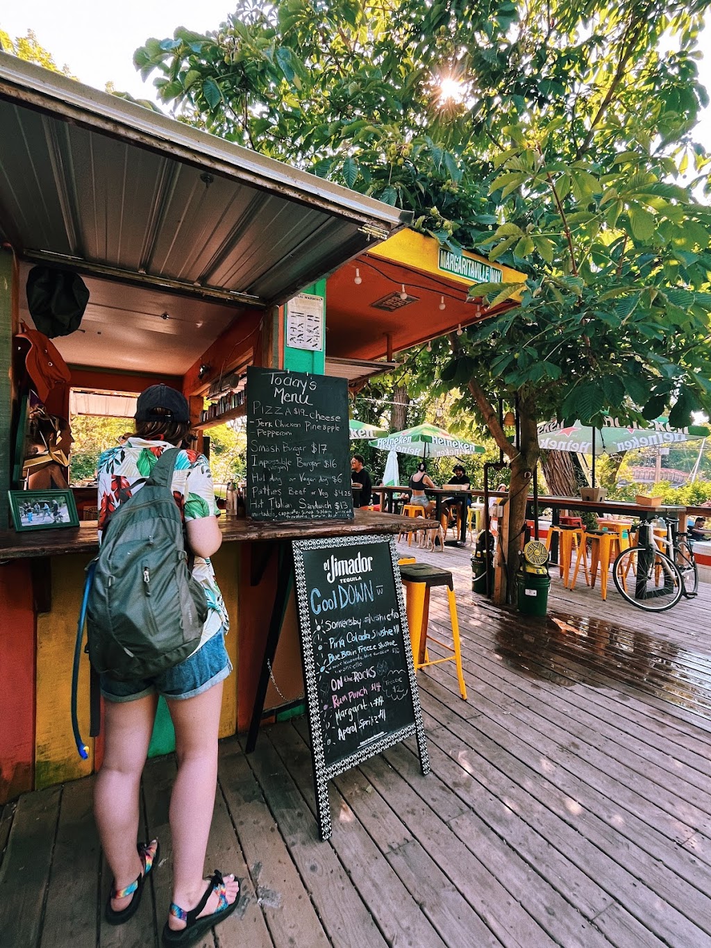 Runaway Cafe | 102 Lakeshore Ave, Toronto, ON M5J 1X9, Canada | Phone: (416) 464-6356