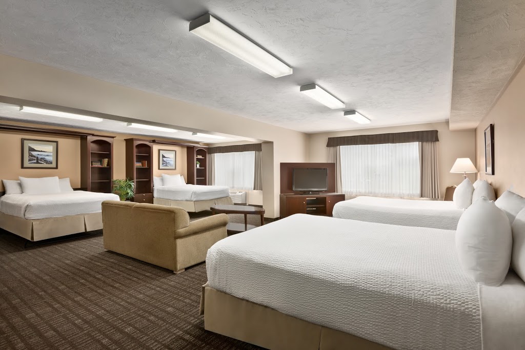 Days Inn & Suites by Wyndham Moncton | 2515 Mountain Rd, Moncton, NB E1G 2W4, Canada | Phone: (506) 801-8434