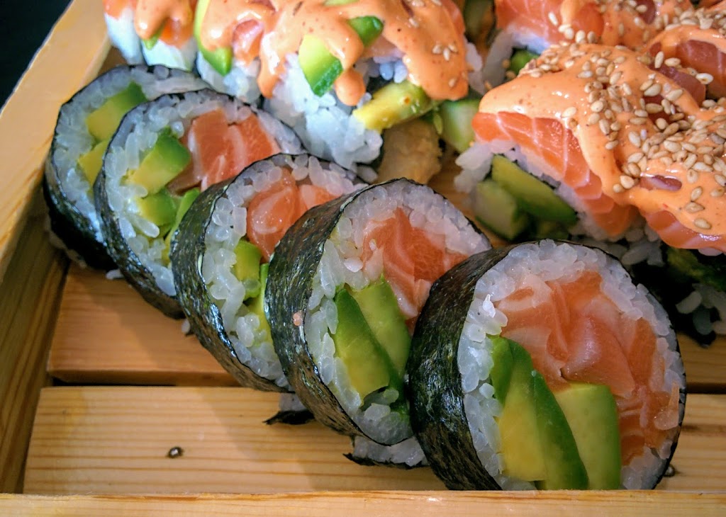 Masa Sushi Restaurant | 722 85 St SW #301, Calgary, AB T3H 4C7, Canada | Phone: (587) 352-6928