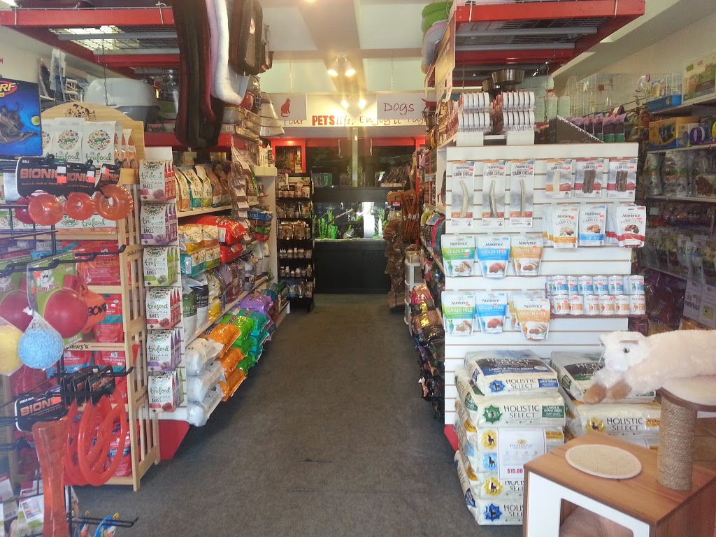 PETSlife | 450 Lyndoch St, Corunna, ON N0N 1G0, Canada | Phone: (519) 862-4700