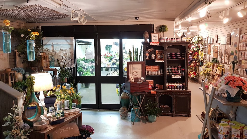 MacArthurs Flower Shop Ltd | 360 Mountain Rd, Moncton, NB E1C 2M6, Canada | Phone: (506) 857-4888