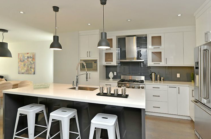 Ira Jelinek | 2145 Avenue Rd, Toronto, ON M5M 4B2, Canada | Phone: (416) 464-1022