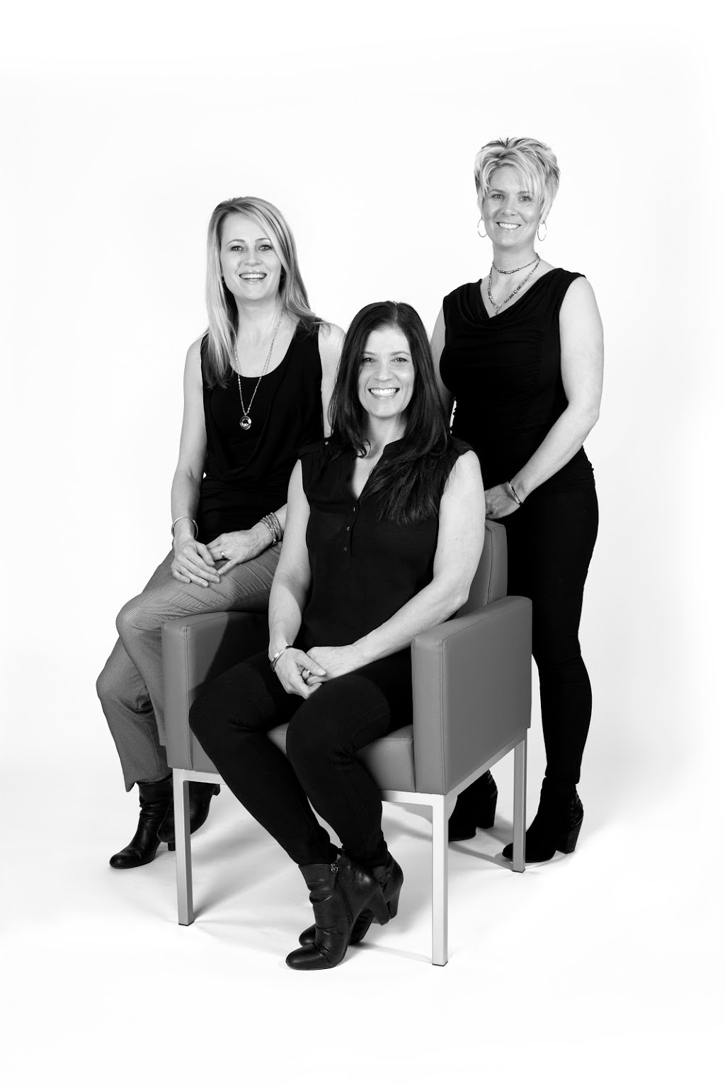 Summit Dental - Dr. John Hubbard, Dr. Kelly Chotowetz, Dr. Kyle  | 303 Shawville Blvd SE #544, Calgary, AB T2Y 3W6, Canada | Phone: (403) 201-0588