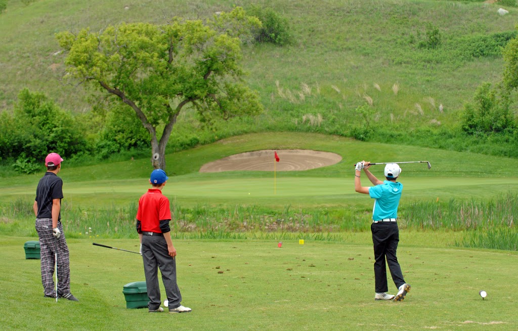 Deer Valley Golf Club | 10 Deer Valley Road, Deer Valley, SK S2V 1B9, Canada | Phone: (306) 731-1445