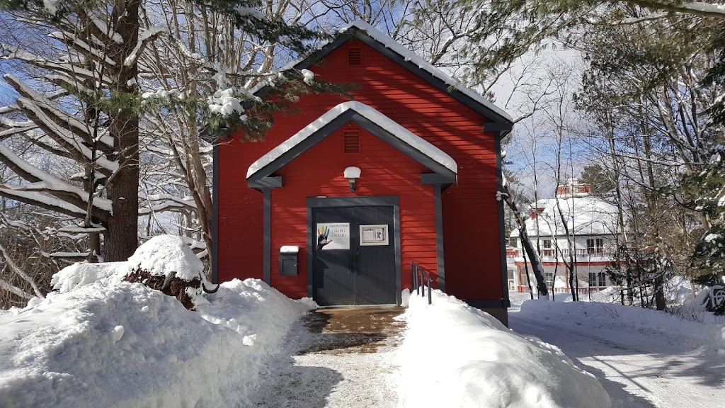 Woodchester | 15 King St, Bracebridge, ON P1L 1H4, Canada | Phone: (705) 645-5264