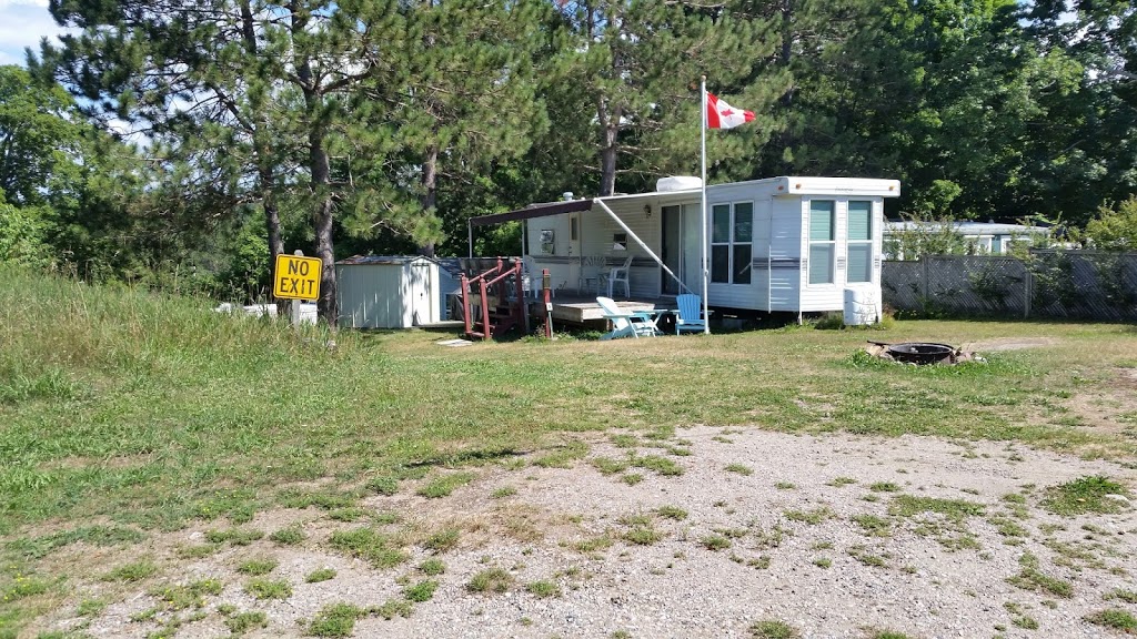 Muskoka Ridge Trailer Park | 1005 Stephens Bay Rd, Bracebridge, ON P1L 1X2, Canada | Phone: (705) 646-1259