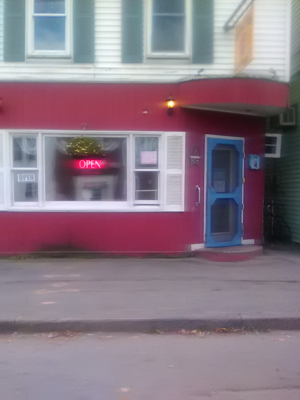 House of Pizza | 1 Parsons St, Colebrook, NH 03576, USA | Phone: (603) 237-5256