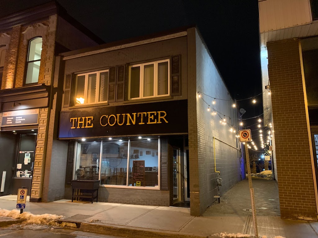 The Counter Restaurant | 11 Front St, Trenton, ON K8V 4N3, Canada | Phone: (613) 392-0168