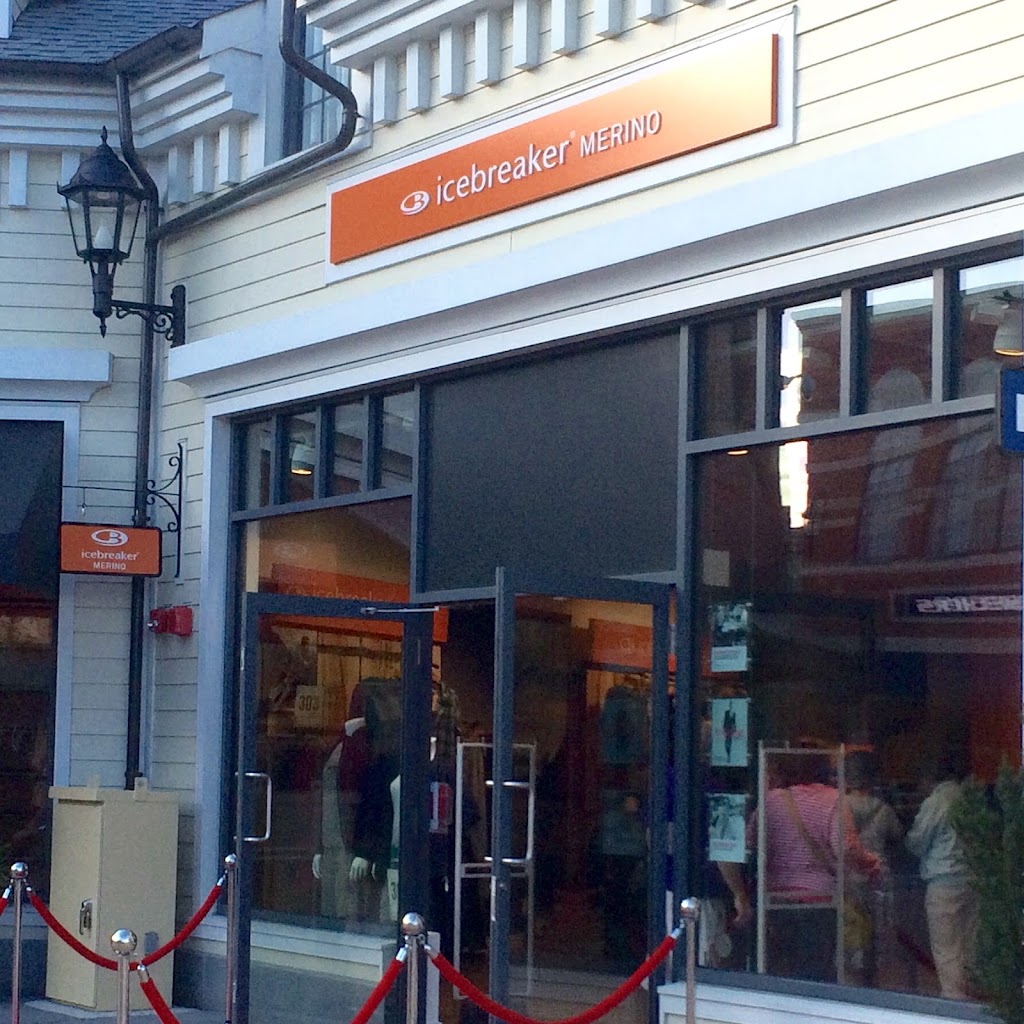 icebreaker | McArthurGlen Designer Outlet Centre Vancouver, 7899 Templeton Station Rd #1069, Richmond, BC V7B 0B7, Canada | Phone: (604) 278-8702