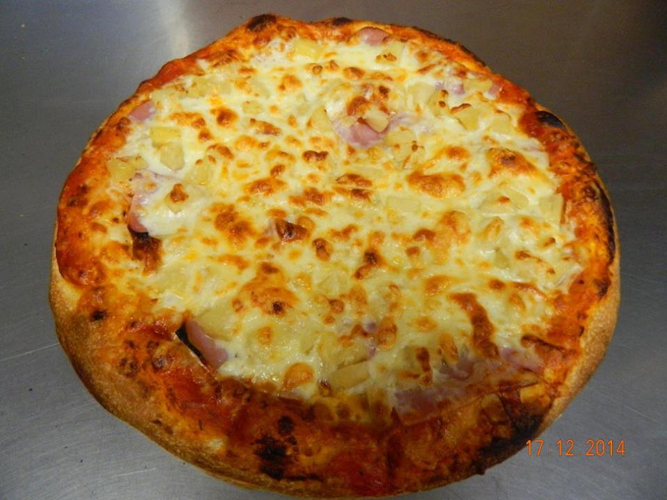 pizza joanna | 229 Boulevard Saint-René O, Gatineau, QC J8P 2V5, Canada | Phone: (819) 643-1222