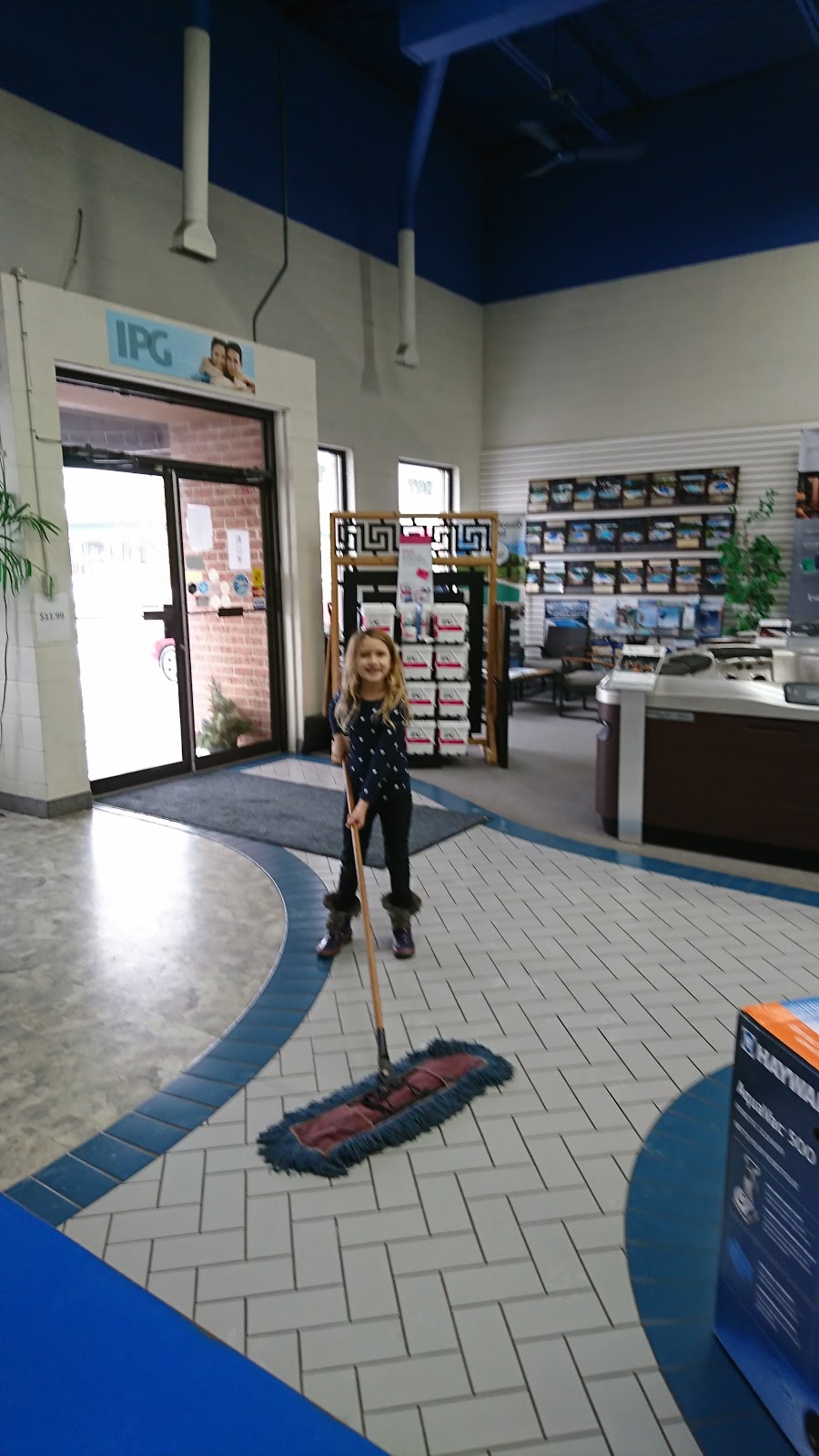 Halton Pools N Spas Ltd | 845 Main St E, Milton, ON L9T 3Z3, Canada | Phone: (905) 878-7087