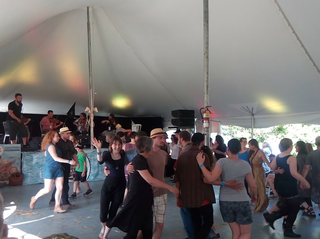 Chants de Vielles | 1028 du Rivage, Saint-Antoine-sur-Richelieu, QC J0L 1R0, Canada | Phone: (450) 909-0940