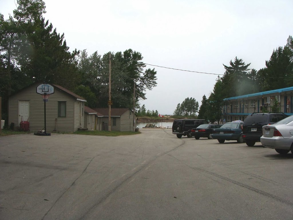Bay Breezes | 280 River Rd E, Wasaga Beach, ON L9Z 2L7, Canada | Phone: (705) 429-3205