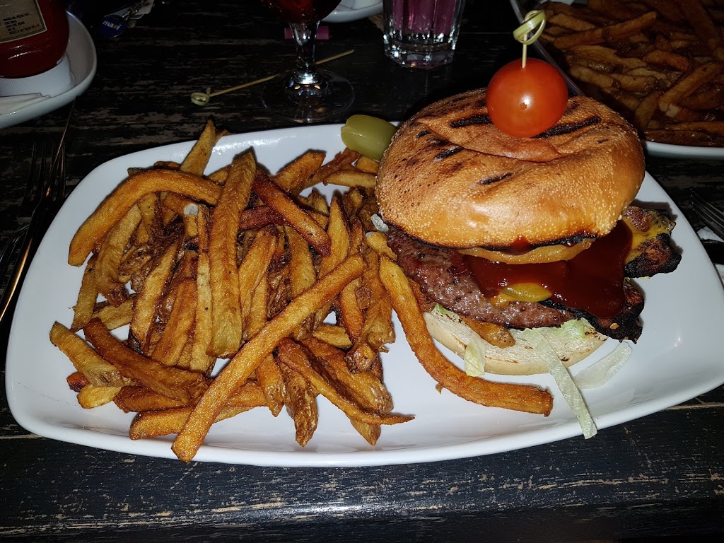 Le Pub Du Bon Vivant | 70 Prom. du Portage, Gatineau, QC J8X 2K1, Canada | Phone: (819) 205-7900