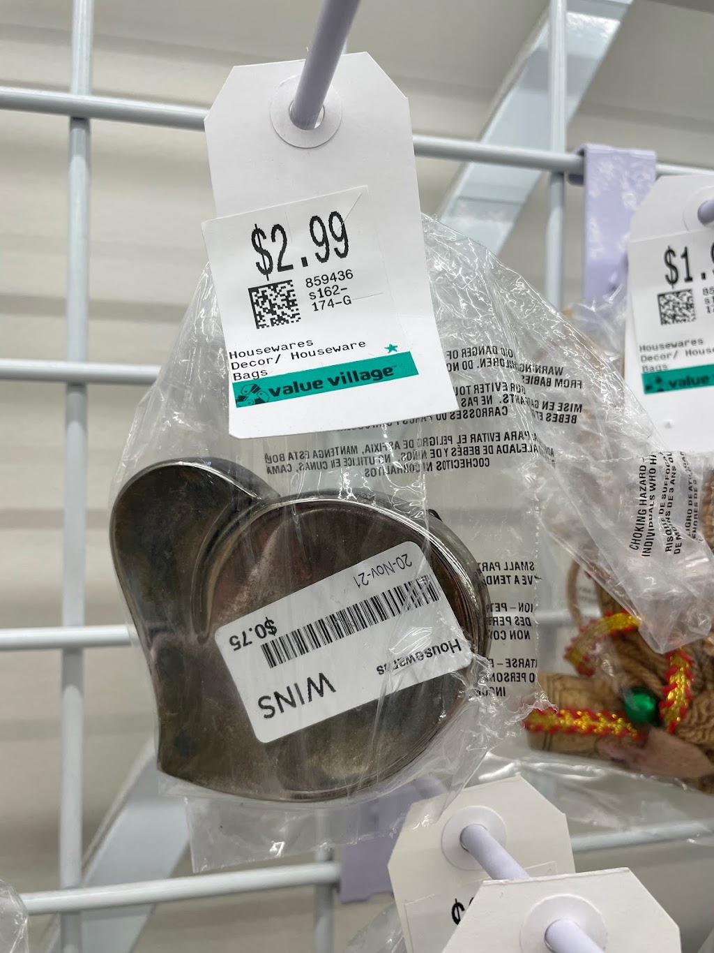 Value Village | 45 Market Blvd SE #100, Airdrie, AB T4A 0K9, Canada | Phone: (403) 407-0745