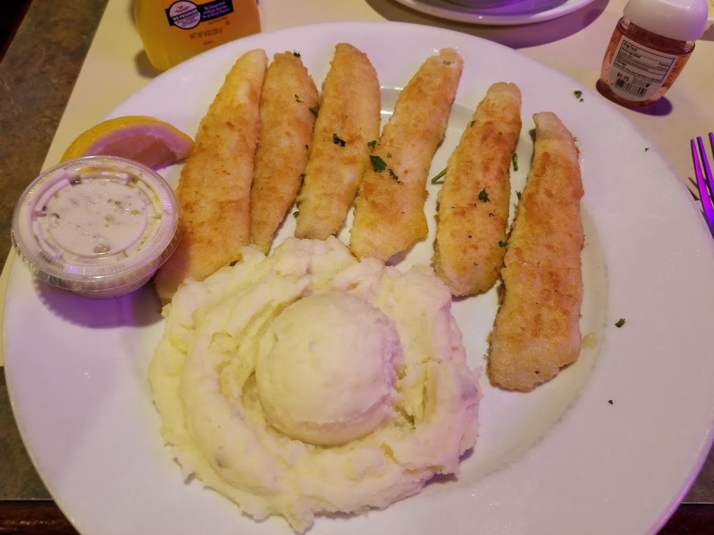 The Pier | 39504 Jefferson Ave, Harrison Charter Township, MI 48045, USA | Phone: (586) 267-5143