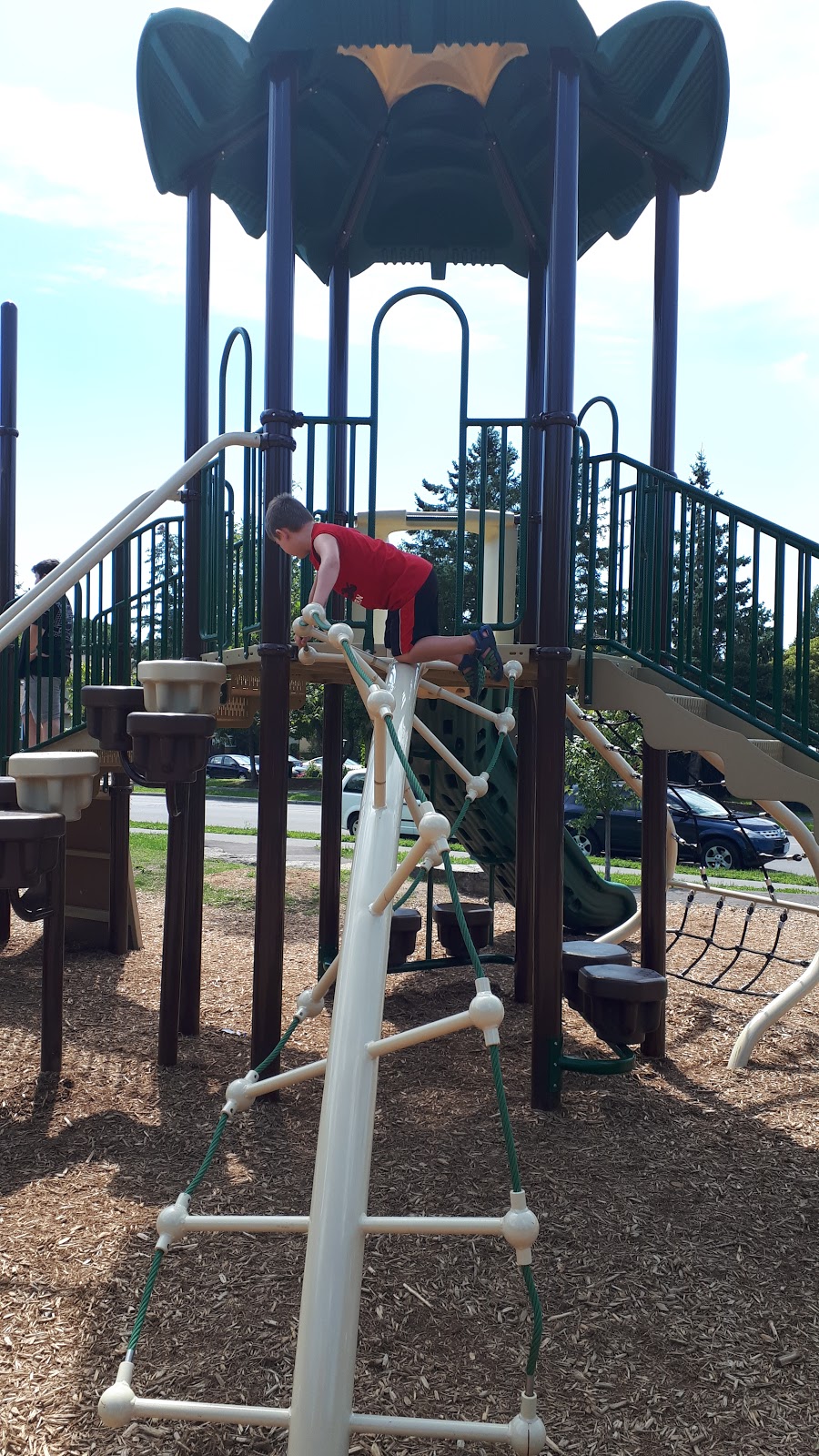 Paul Landry Park | 3345 Uplands Dr, Ottawa, ON K1V 0E6, Canada | Phone: (613) 580-2424