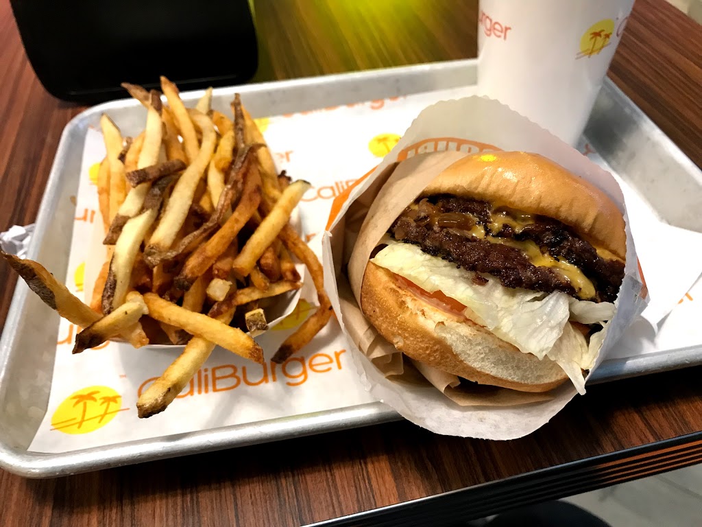 CaliBurger SFU | 8901 Cornerstone Mews, Burnaby, BC V5A 4Y6, Canada | Phone: (604) 294-8478