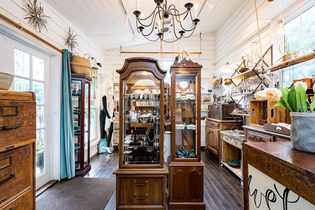 The Painterie et Marché | 12 Erie St, Collingwood, ON L9Y 1P4, Canada | Phone: (705) 606-4781