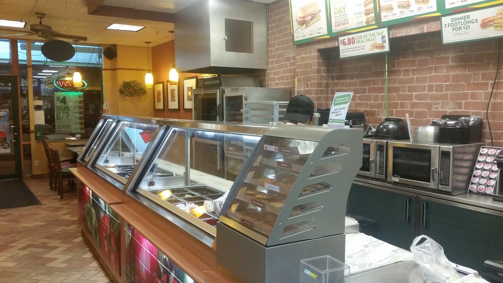 Subway | 1207, 1209 King St W Unit 1, Toronto, ON M6K 1G2, Canada | Phone: (416) 537-0918