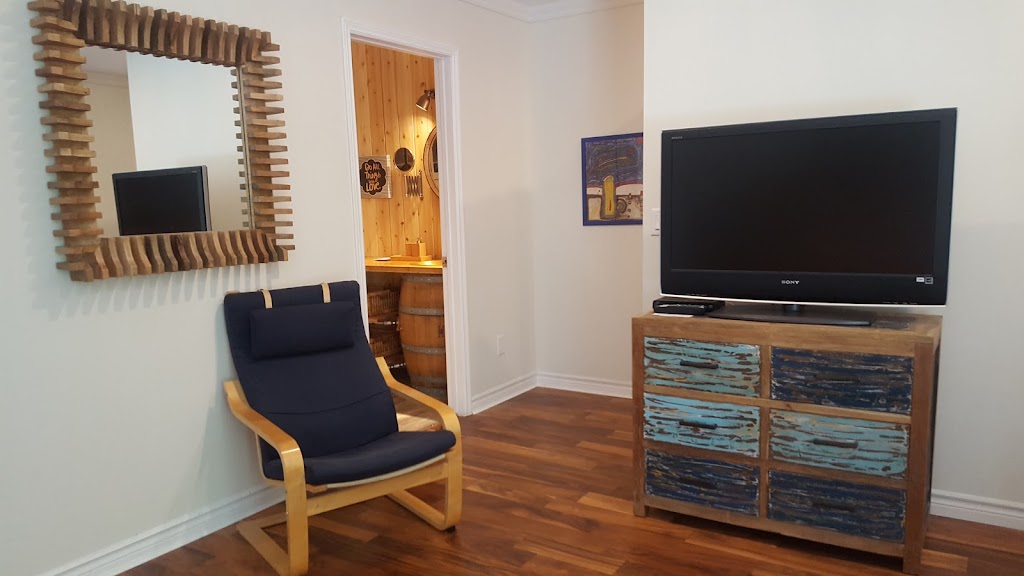Orange Bicycle Guesthouse and Gardens | 5 Warner Bay Rd, Tobermory, ON N0H 2R0, Canada | Phone: (519) 783-1383