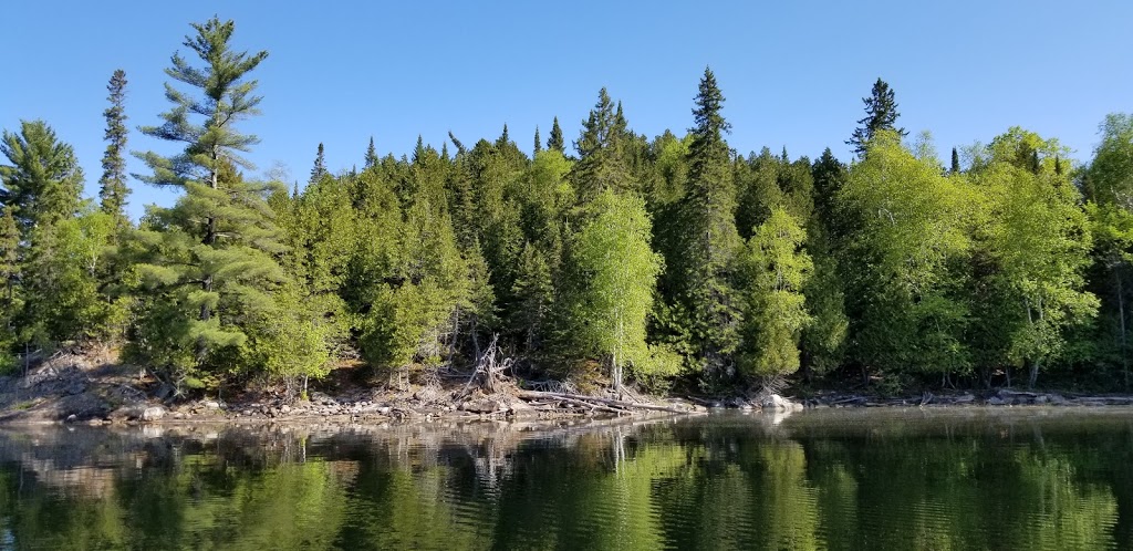 Pourvoirie Michel Saint Louis | 30 Chemin de la Baie Laplante, Notre-Dame-de-Pontmain, QC J0W 1S0, Canada | Phone: (866) 597-2617