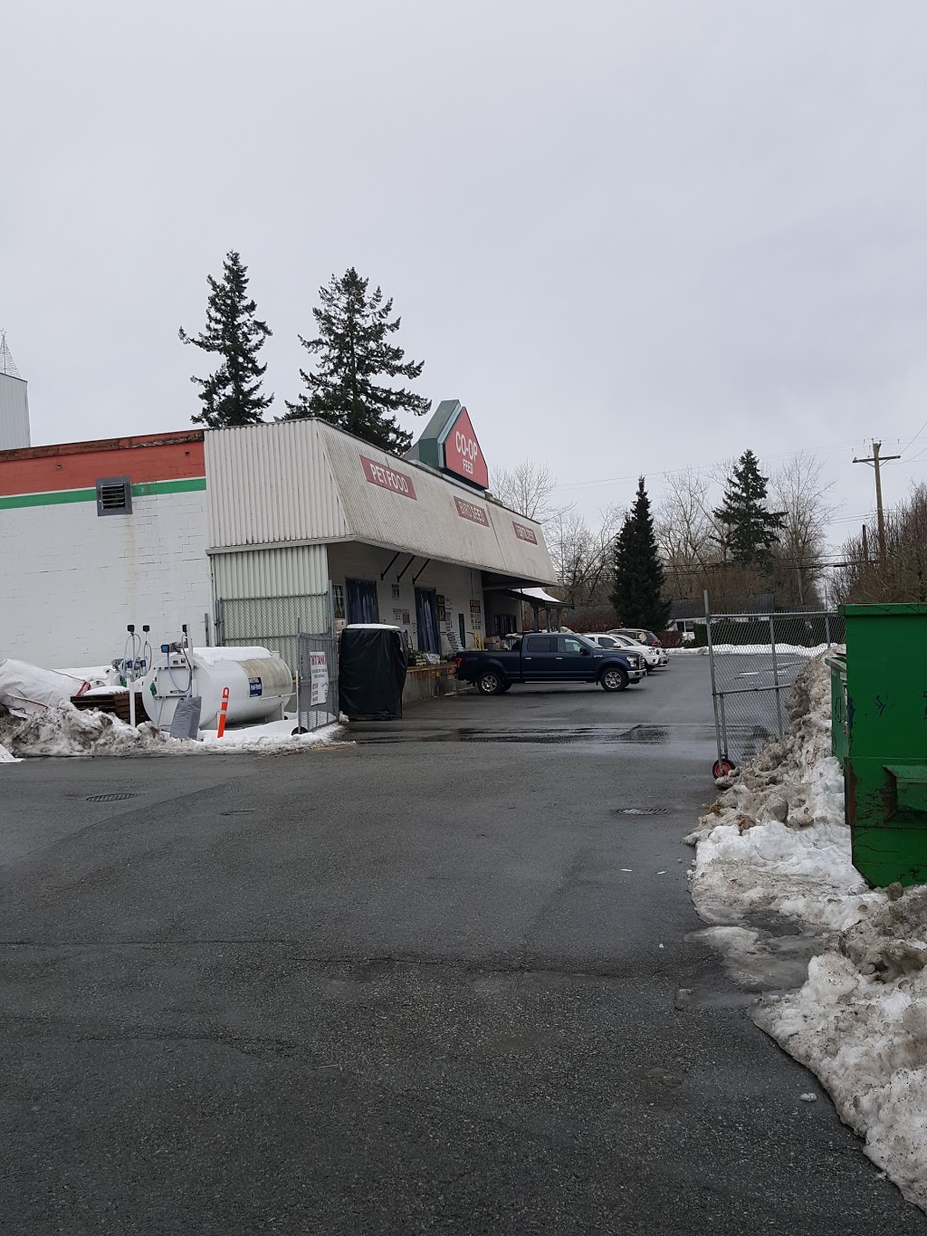 Co-op, Aldergrove Feed Mill | 3548 248 St a, Langley City, BC V4W 1Y8, Canada | Phone: (604) 856-2517