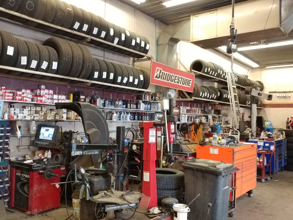Garage Central Charlesbourg | 1495 Boulevard Louis-XIV, Québec, QC G2L 1M4, Canada | Phone: (418) 623-2546