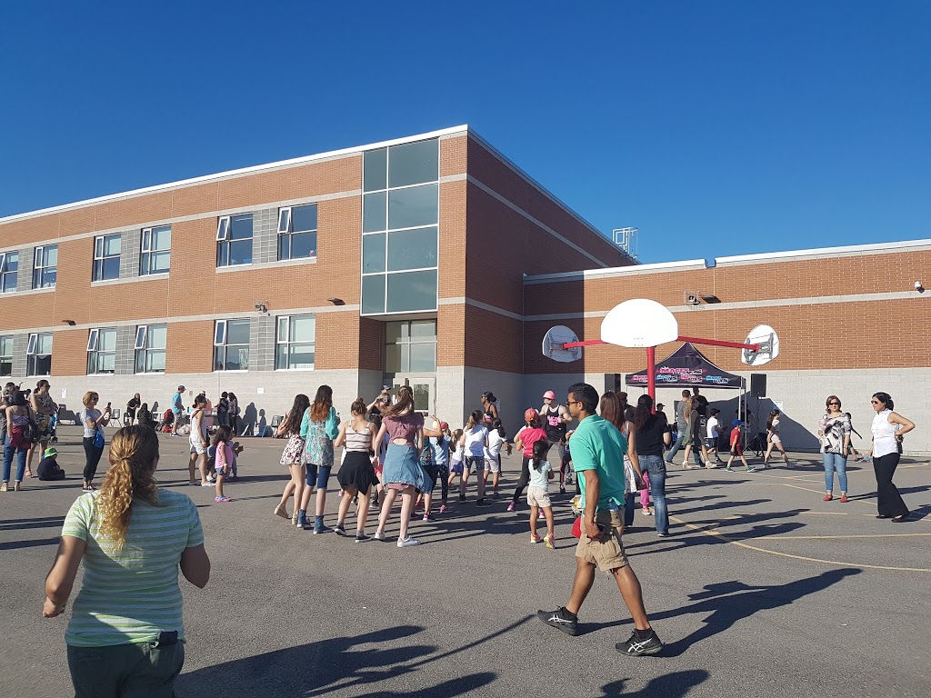 Roméo Dallaire Public School | 550 Peter Rupert Ave, Maple, ON L6A 0S1, Canada | Phone: (905) 585-0001