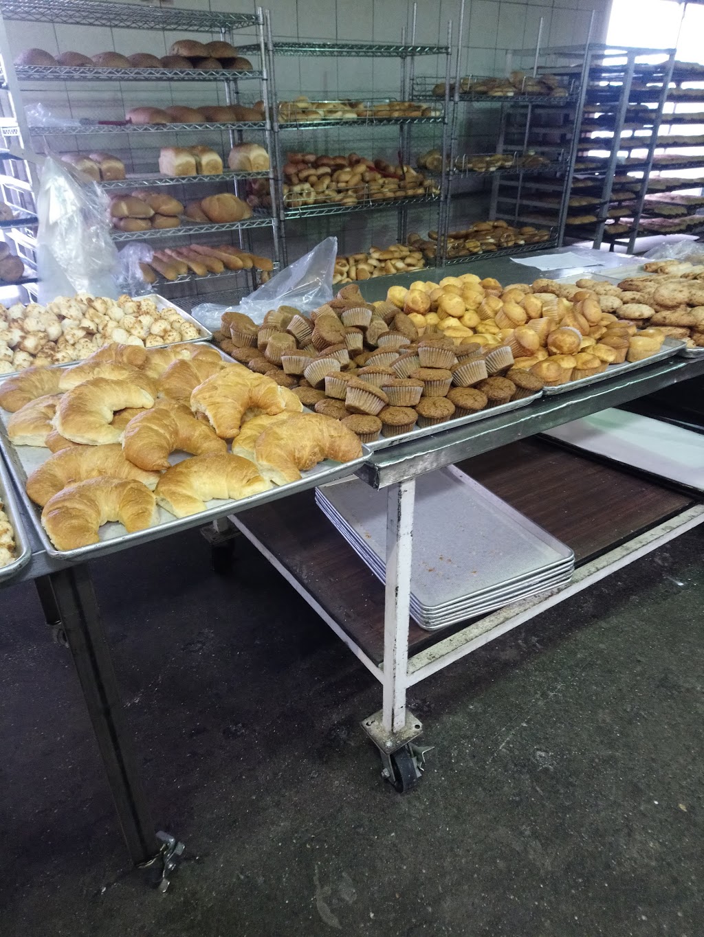 Toronto Bread Co. | 34 Progress Ave, Scarborough, ON M1P 2Y4, Canada | Phone: (416) 291-0003