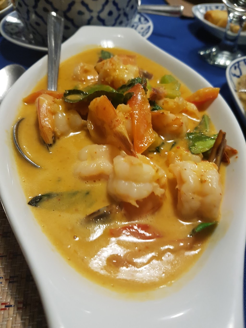 Sala Thai Cuisine | 2666 Alta Vista Dr, Ottawa, ON K1V 7T4, Canada | Phone: (613) 521-1102