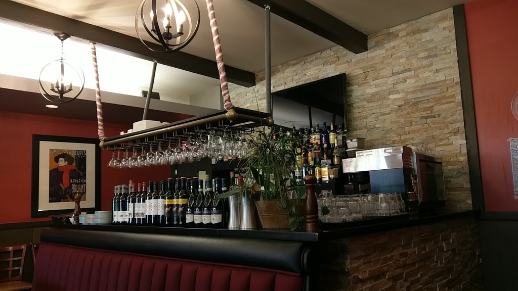 Vi Pei Bistro | 5812 Main St, Whitchurch-Stouffville, ON L4A 2S9, Canada | Phone: (905) 591-9000