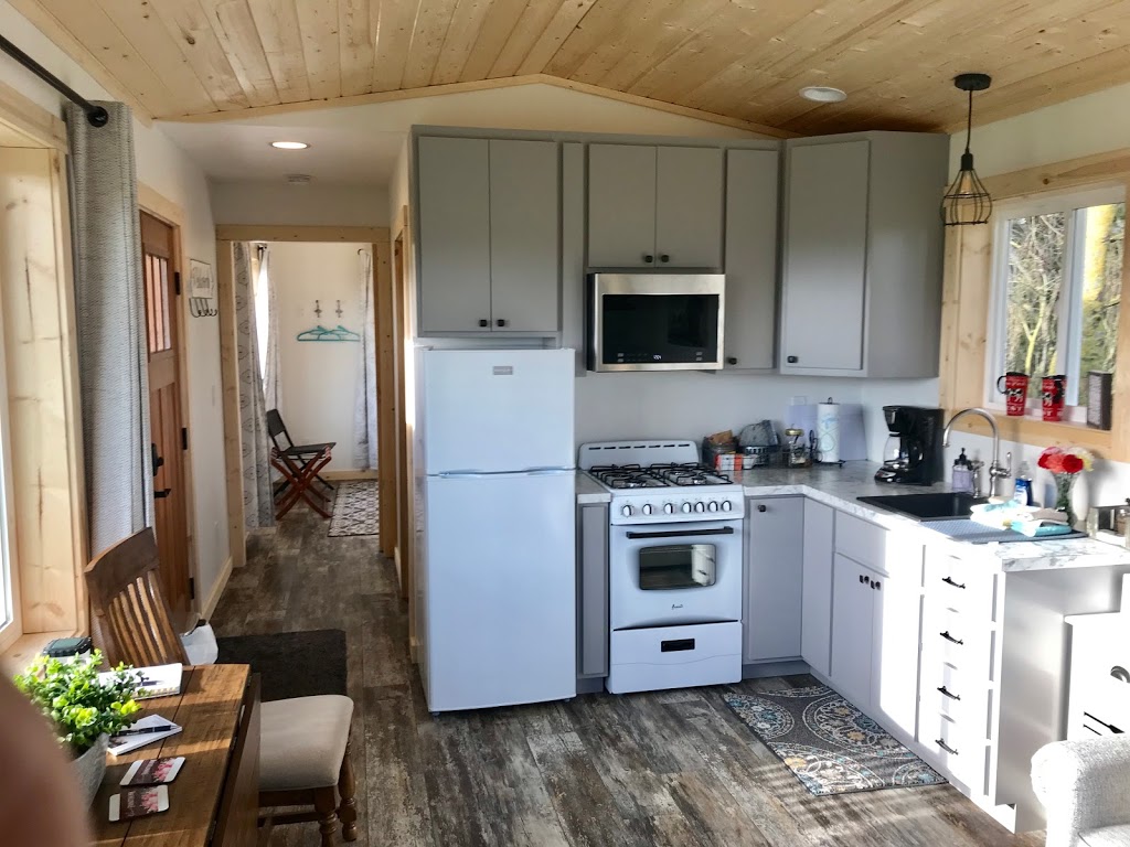 Vacation Rentals In Lynden Wa | 8402 Northwood Rd, Lynden, WA 98264, USA | Phone: (360) 815-1494