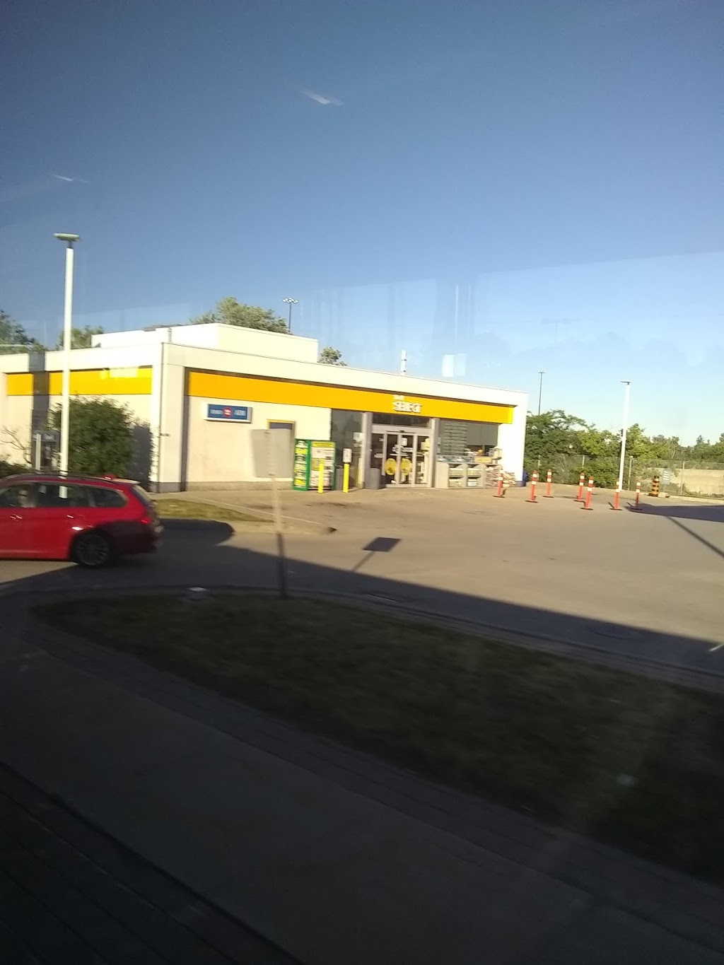 Shell | 6731 Kingston Rd, Toronto, ON M1B 1G9, Canada | Phone: (416) 287-0611