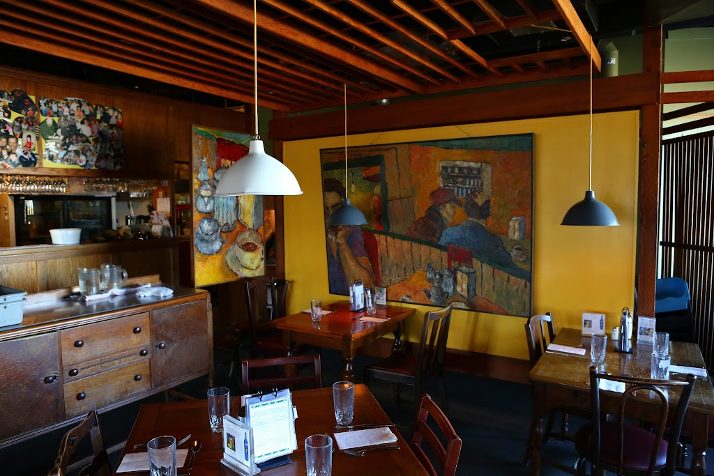 Highlevel Diner | 10912 88 Ave NW, Edmonton, AB T6G 0Z1, Canada | Phone: (780) 433-0993