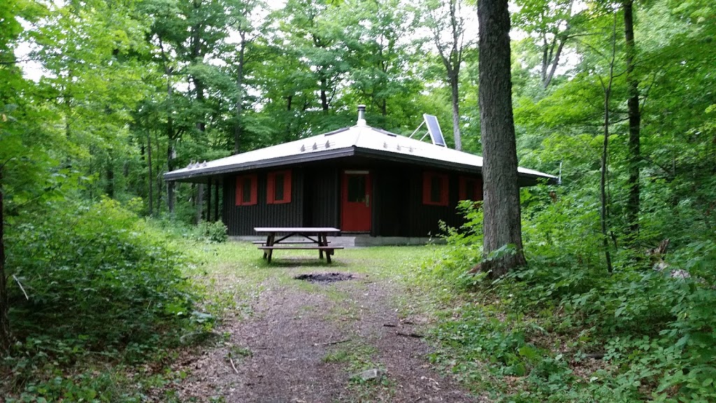 McKinstry Shelter | Trail 1, Luskville, QC J0X 2G0, Canada | Phone: (819) 827-2020