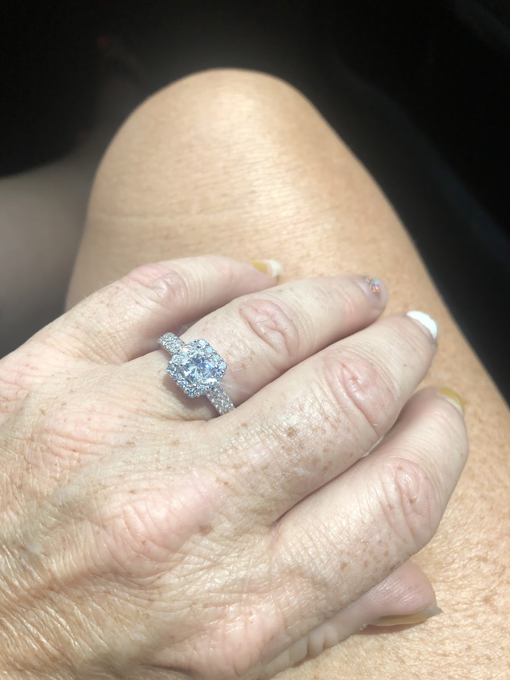 E&C Jewellers | 7201 Tecumseh Rd E, Windsor, ON N8T 3K4, Canada | Phone: (519) 988-0550