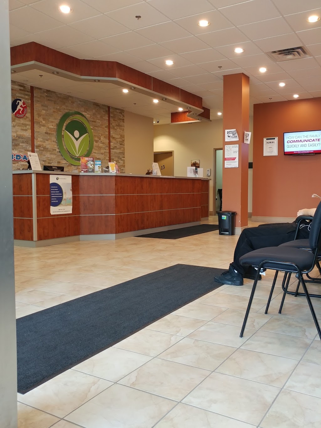 Credit Valley Health Centre | 2555 Erin Centre Blvd #16, Mississauga, ON L5M 5H1, Canada | Phone: (905) 828-0270