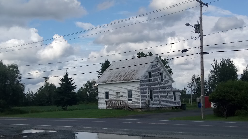 EV Fast Charging station | 1100 Rte Principale, Sainte-Anne-du-Sault, QC G0Z 1C0, Canada | Phone: (855) 999-8378